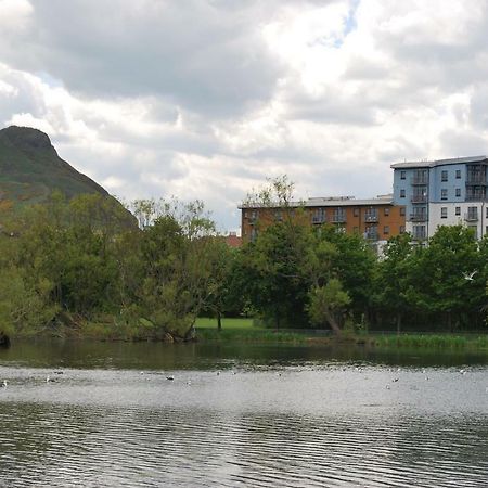Lochend Park View Apartment Edinburgh Kültér fotó